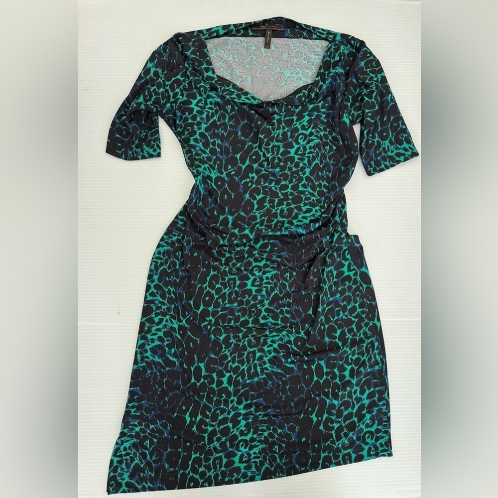 BCBGMaxazria Asymmetrical jersey Dress Ruched Leopard Print Green Medium - Picture 6 of 7